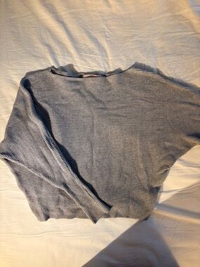 Ribbed Knit Gray Cropped Sweater